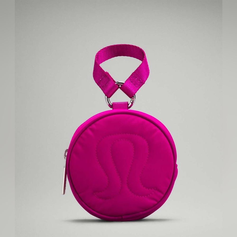 NEW Lululemon Logo Pouch Ripened Raspberry - Picture 2 of 8